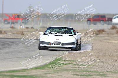media/Oct-25-2025-CalClub SCCA (Sat) [[34c778dfbe]]/Group 3/Qualifying/